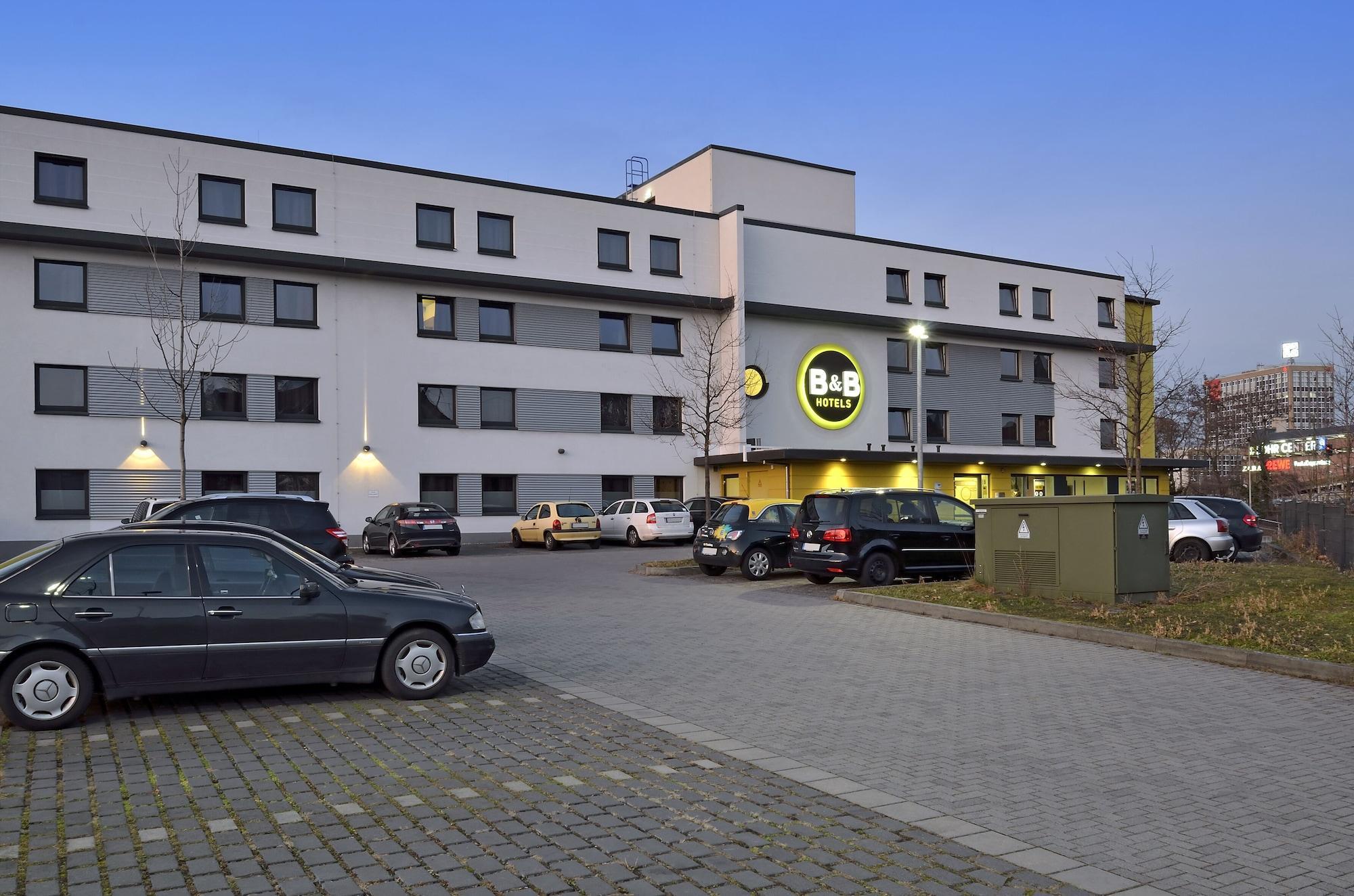 B&B Hotel Хейльбронн Экстерьер фото