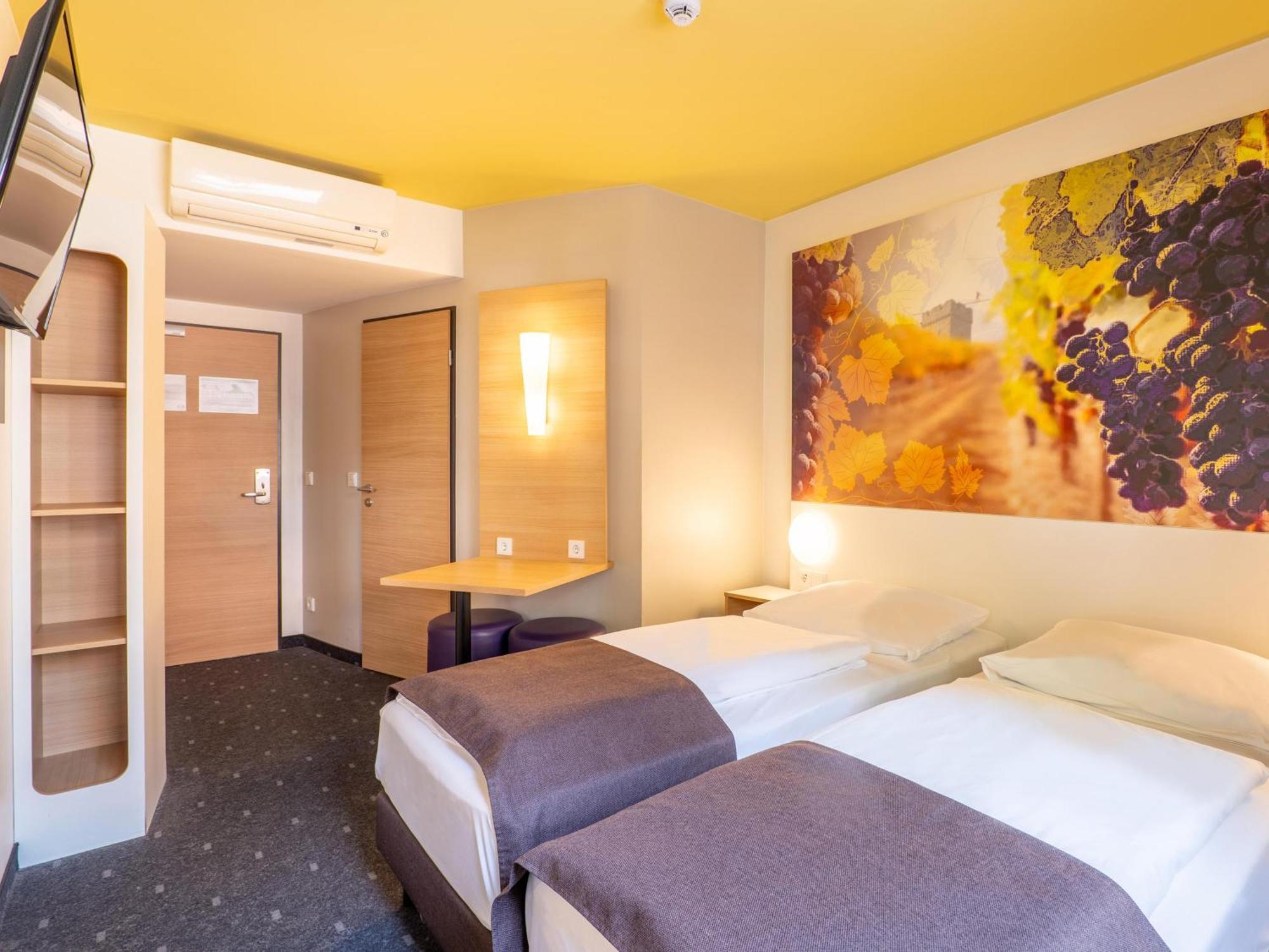 B&B Hotel Хейльбронн Экстерьер фото