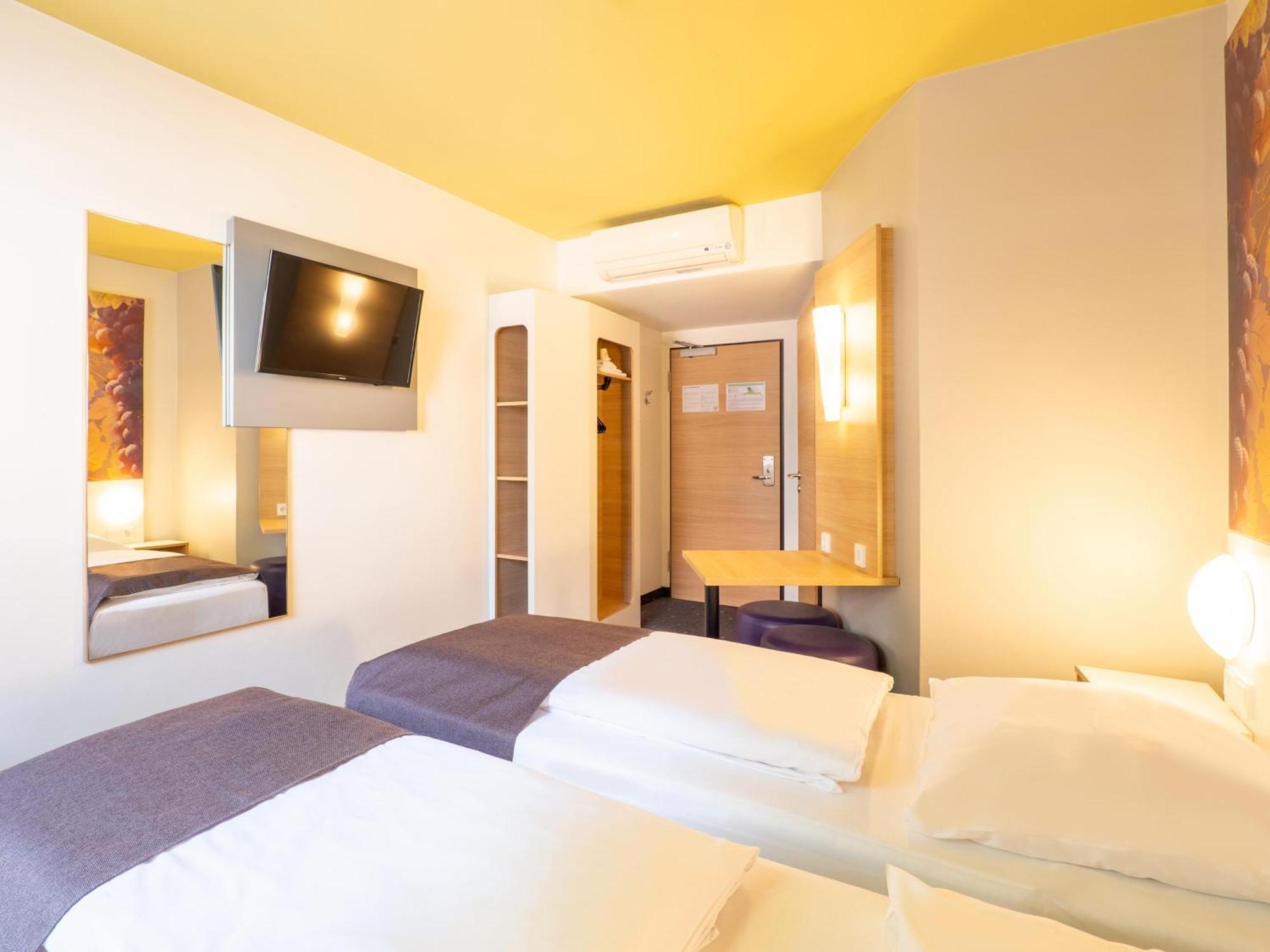 B&B Hotel Хейльбронн Экстерьер фото